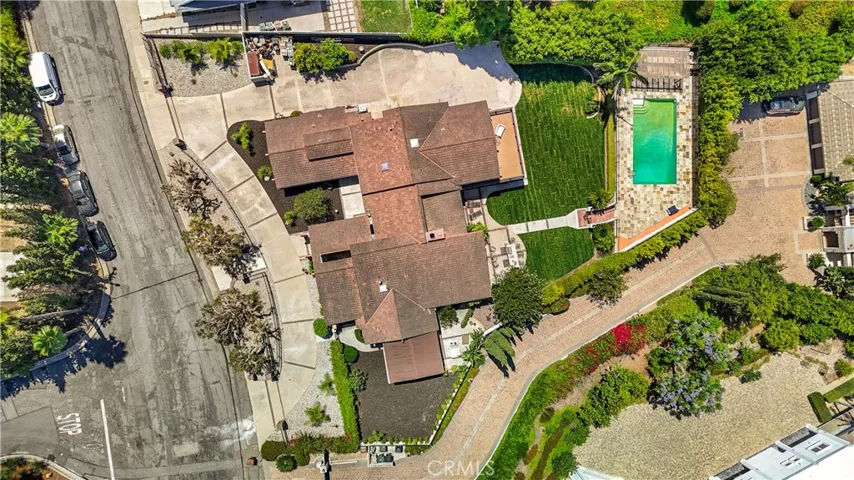 1001 W Las Palmas, Fullerton, California 92835