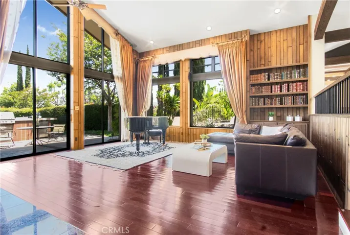 1001 W Las Palmas, Fullerton, California 92835