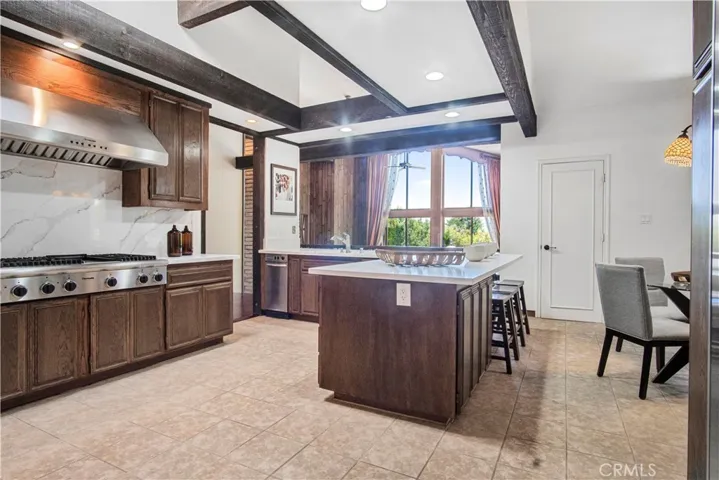 1001 W Las Palmas, Fullerton, California 92835