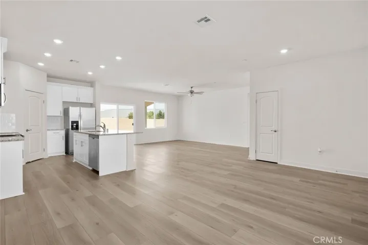14793 Desert Lily Court, Apple Valley, California 92307