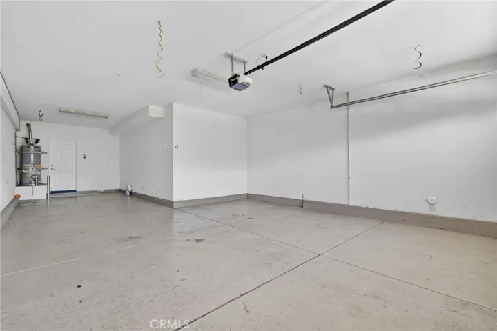 3 Car Garage