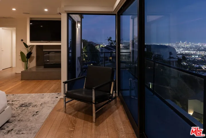 1815 N Crescent Heights Boulevard, West Hollywood, California 90069