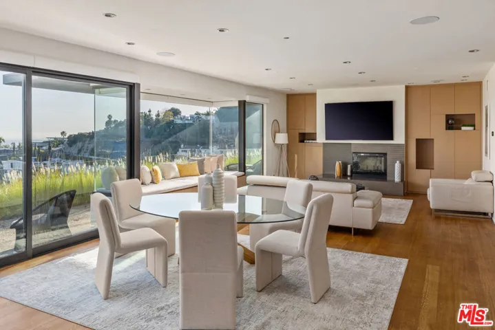 1815 N Crescent Heights Boulevard, West Hollywood, California 90069