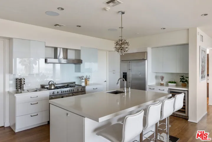 1815 N Crescent Heights Boulevard, West Hollywood, California 90069