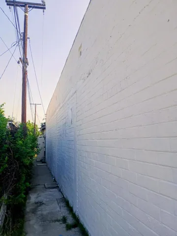 SIDE LEFT