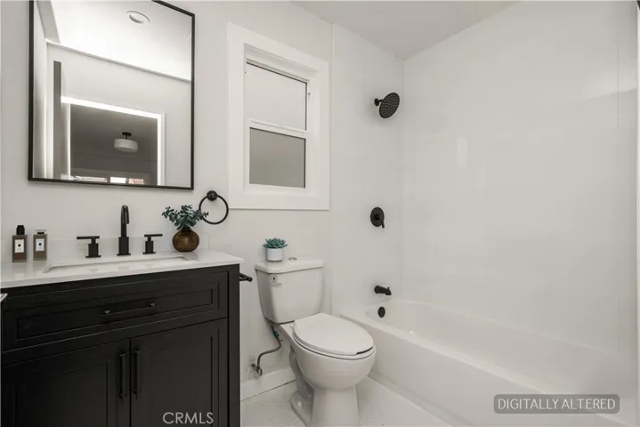 730 Grape Circle, Compton, California 90220