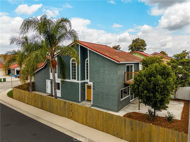 730 Grape Circle, Compton, California 90220