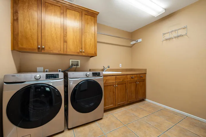 great laundry room