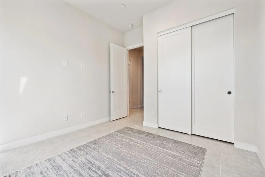 18-web-or-mls-8M4A4460