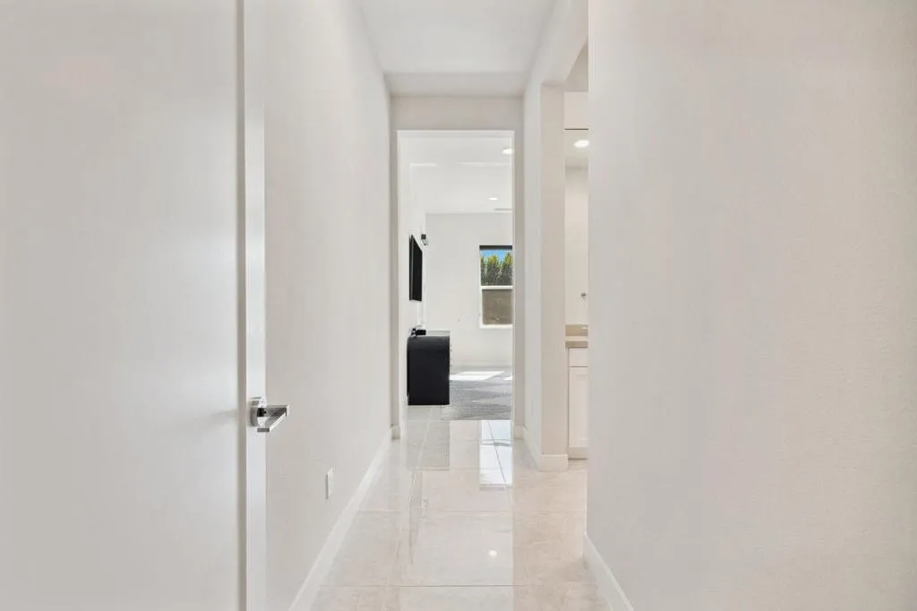 28-web-or-mls-8M4A4517