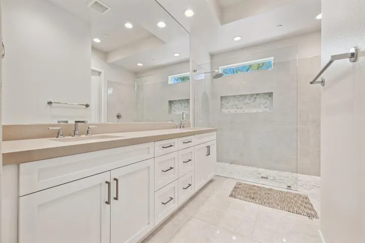 26-web-or-mls-8M4A4507