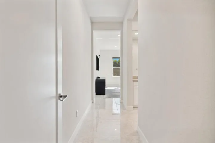 28-web-or-mls-8M4A4517