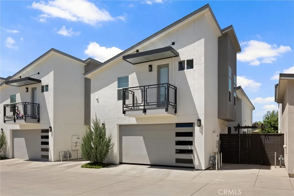 Main House Garage + Private ADU