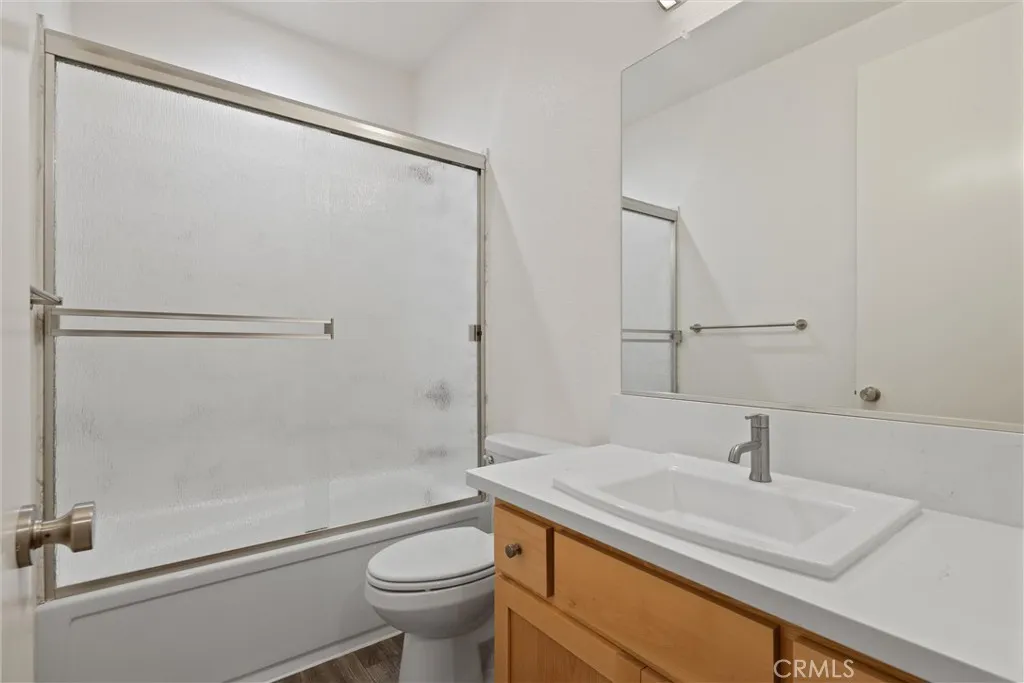 Main House Guest Bathroom