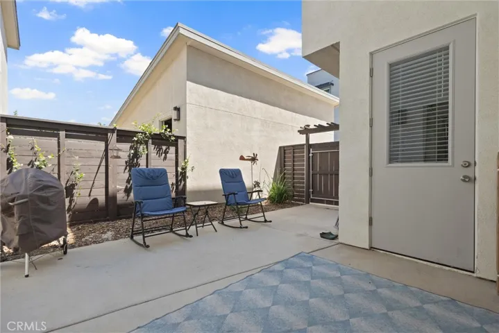 Main House Side Yard