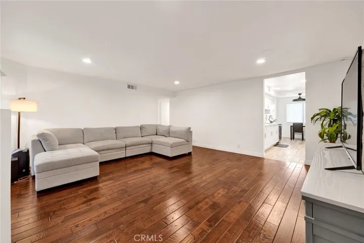 13825 Beaver Street 62, Sylmar, California 91342 — photo 5