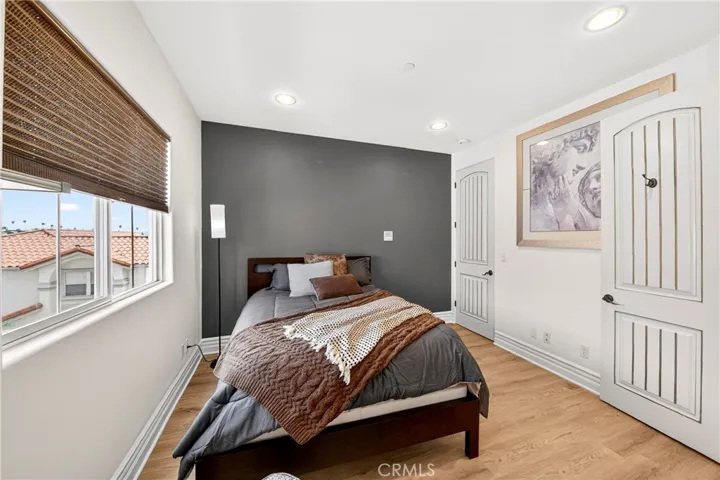 3rd floor - bedroom 3 with ensuite full bathroom.