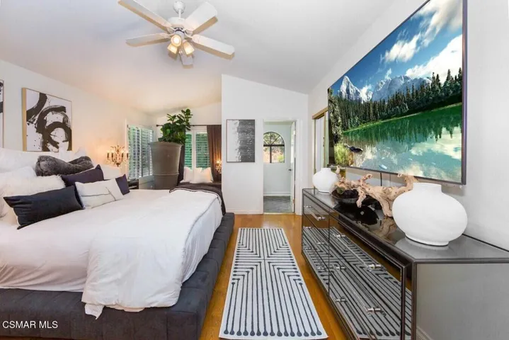 COTTONWOOD GROVE PRIMARY BEDROOM WITH FU
