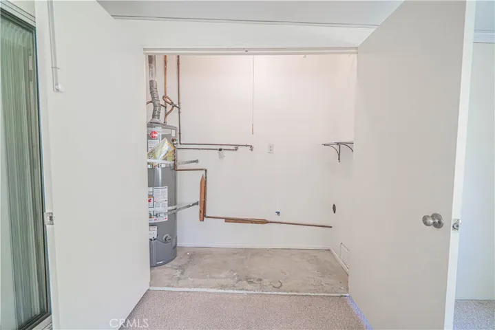 area for washer/dryer