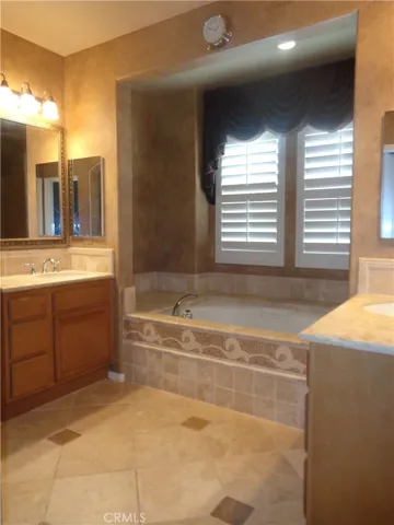 20904 Monarch Lane 27, Huntington Beach, California 92646