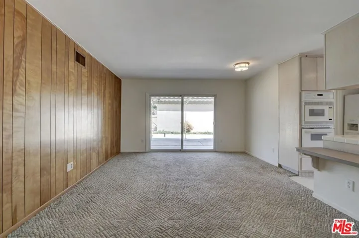 6840 Sausalito Avenue, West Hills, California 91307