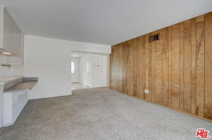 6840 Sausalito Avenue, West Hills, California 91307