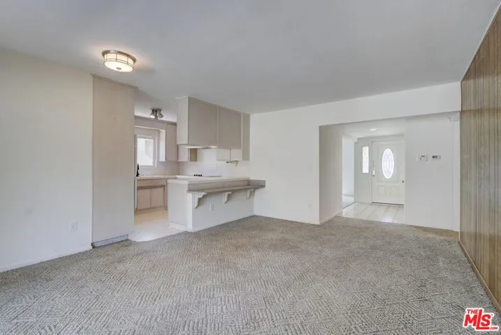 6840 Sausalito Avenue, West Hills, California 91307