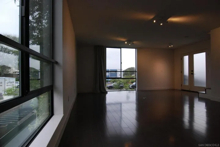385 Juniper, Carlsbad, California 92008