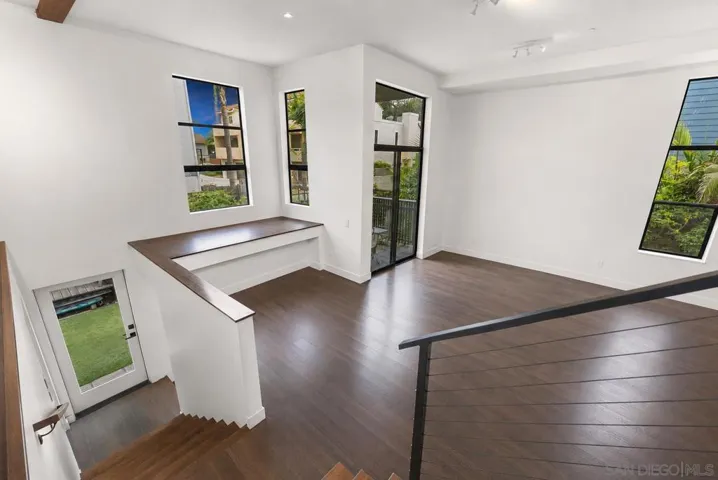 385 Juniper, Carlsbad, California 92008