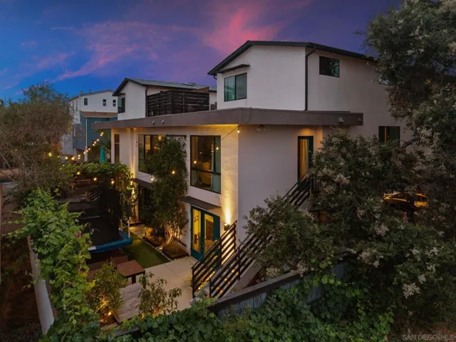 385 Juniper, Carlsbad, California 92008