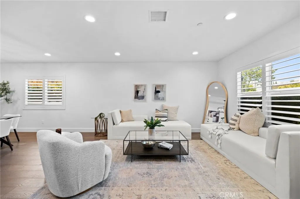 827 N Lamer, Burbank, California 91506 — photo 5