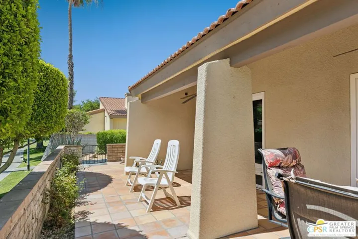 2671 N Whitewater Club Drive, Palm Springs, California 92262