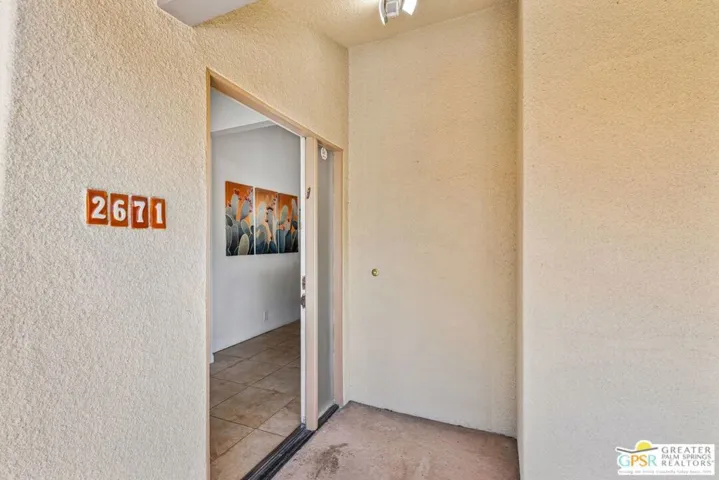 2671 N Whitewater Club Drive, Palm Springs, California 92262