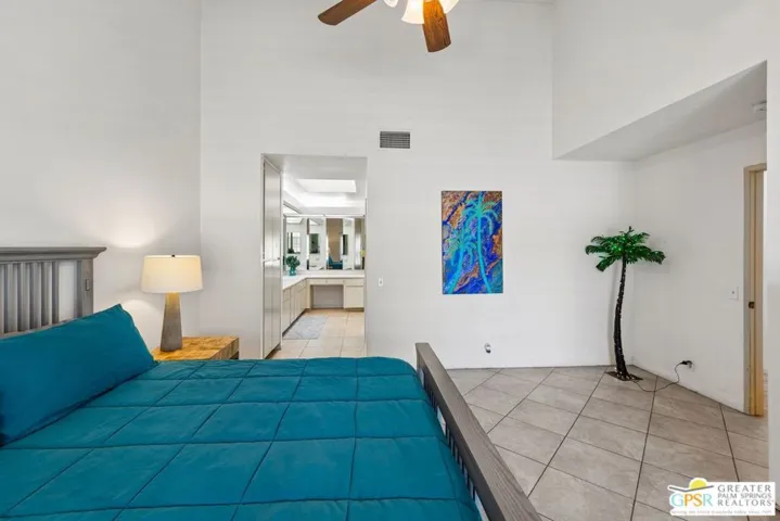 2671 N Whitewater Club Drive, Palm Springs, California 92262