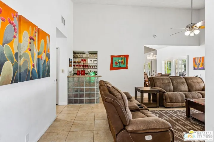 2671 N Whitewater Club Drive, Palm Springs, California 92262