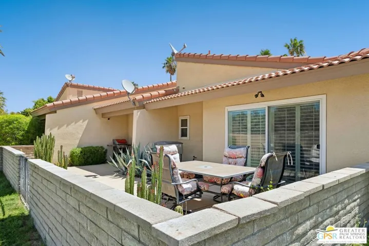 2671 N Whitewater Club Drive, Palm Springs, California 92262