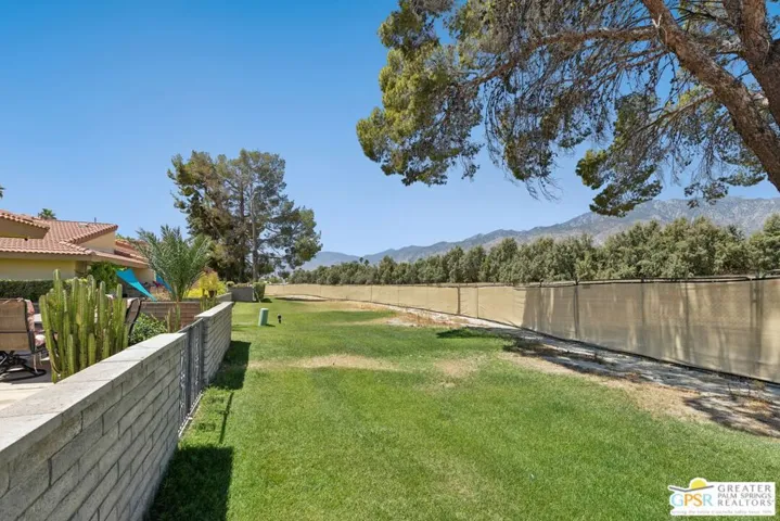 2671 N Whitewater Club Drive, Palm Springs, California 92262