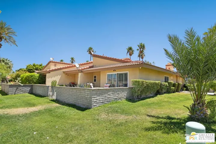 2671 N Whitewater Club Drive, Palm Springs, California 92262