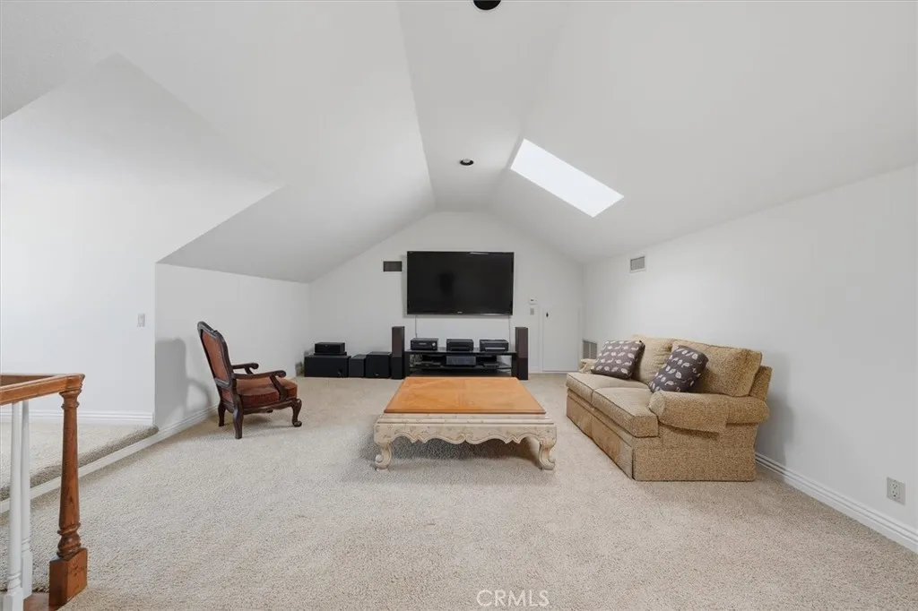 Loft/bonus room