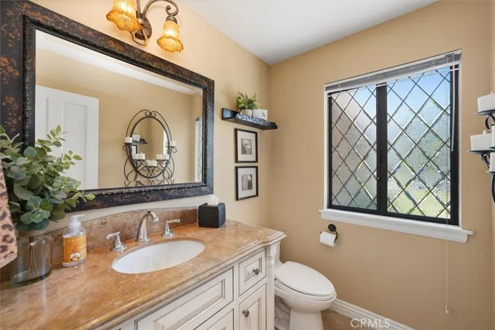 Guest half bath