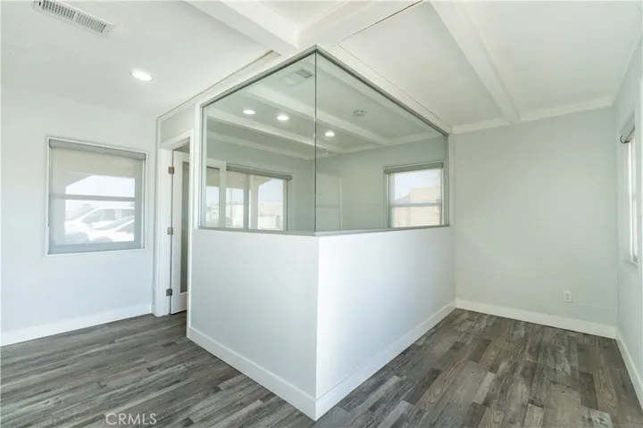 21948 Us Highway 18, Apple Valley, California 92307
