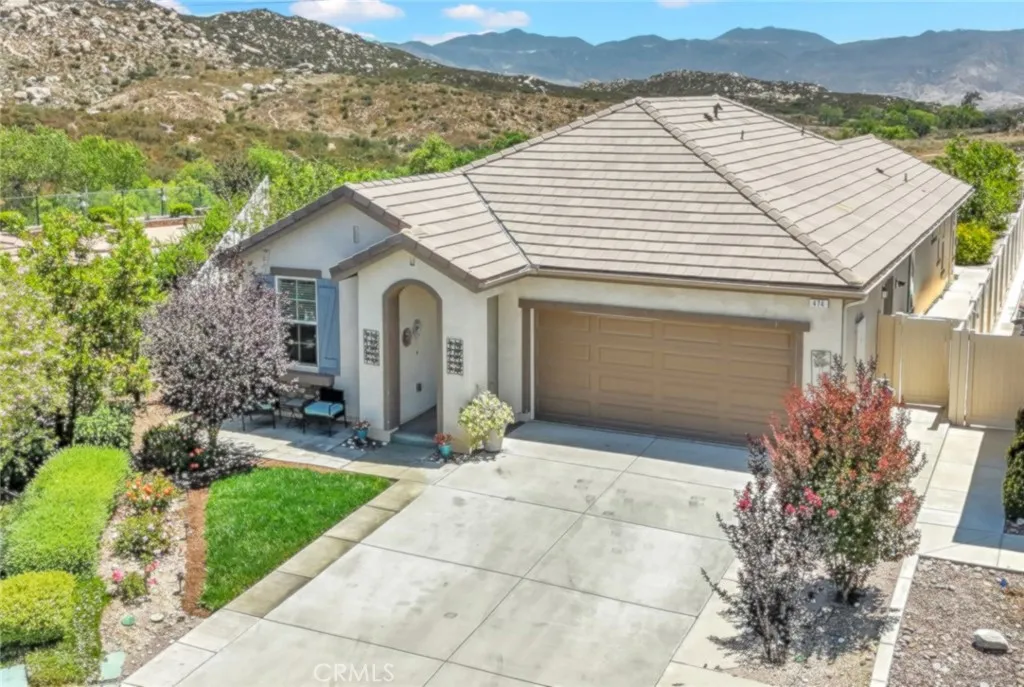 BEAUTIFUL Sought After VIEW 'SANCTUARY' MODEL