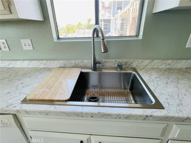 New Stainless Steel Sink and Faucet