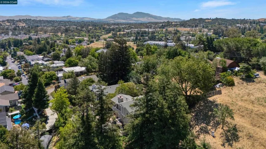 2271 Yale St, Martinez, California 94553