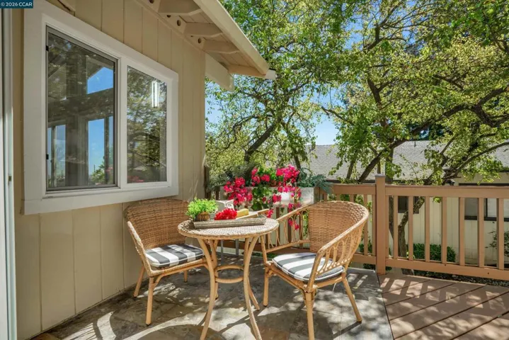 2271 Yale St, Martinez, California 94553