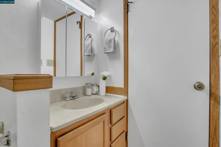 2271 Yale St, Martinez, California 94553
