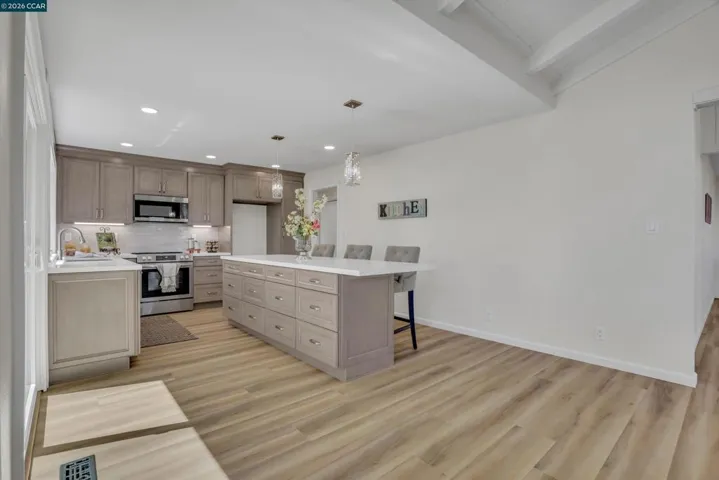 2271 Yale St, Martinez, California 94553