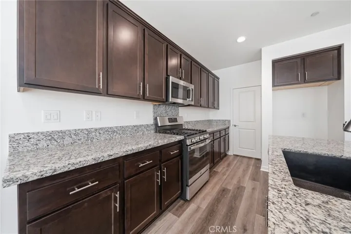4231 Adishian, Corona, California 92883