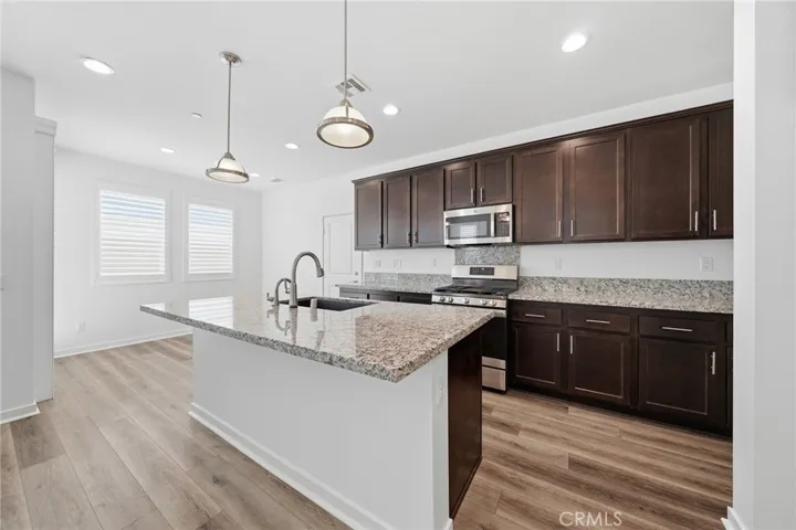 4231 Adishian, Corona, California 92883