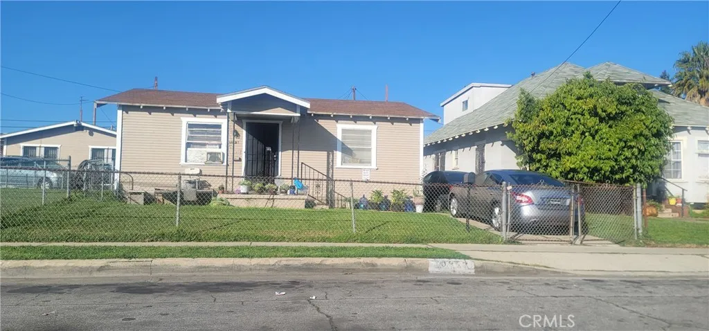 10427 Budlong Ave
Los Angeles, CA 90044